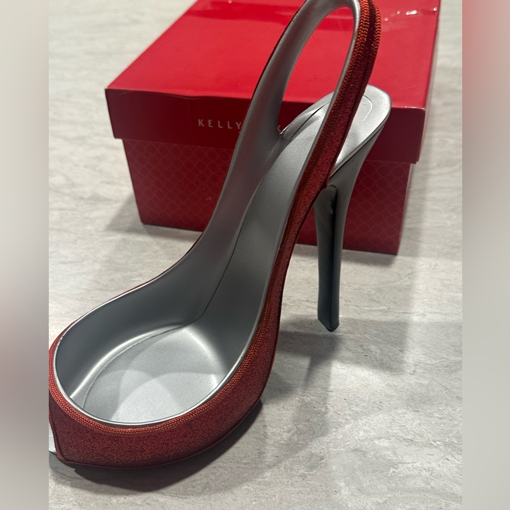 Elegant Red Peep Shoe Wine Holder